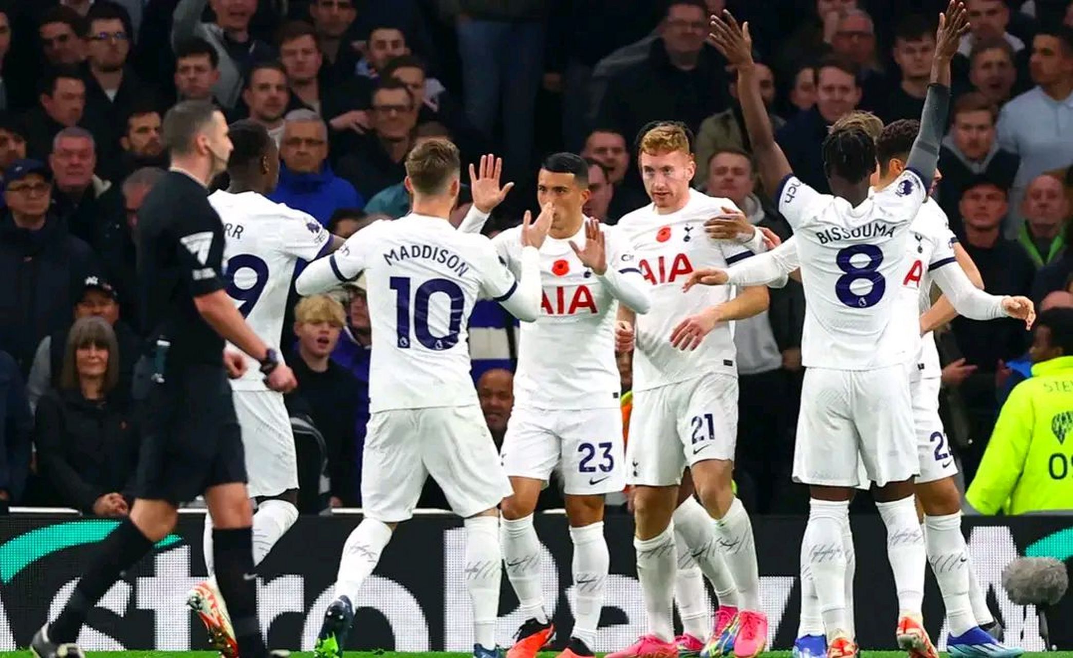 切尔西击败托特纳姆热刺，赢得连胜(切尔西击败托特纳姆热刺,赢得连胜了吗)